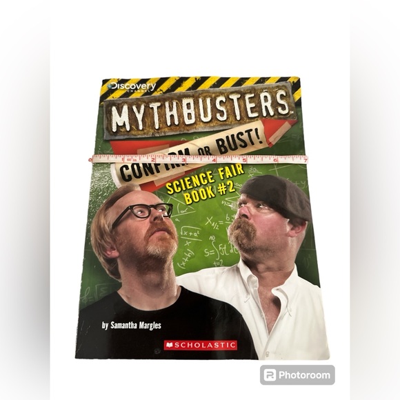 Mythbusters Science Fair Book 📕 by Samantha Margles - Picture 3 of 5